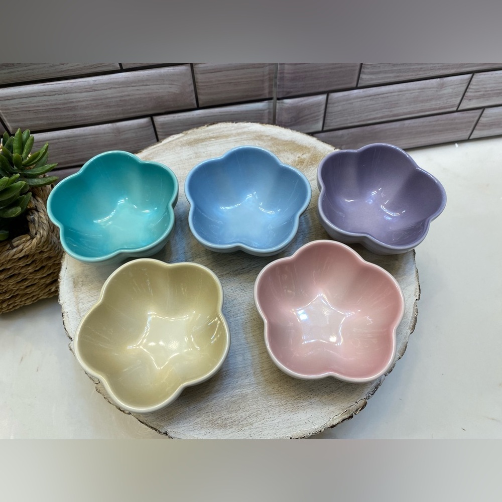 Le Creuset 🌼 mini Flower Dish 75ML multicolor Set of 5 NIB
